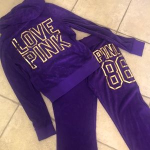 Vintage Vs Pink Victoria’s Secret rare y2k style terry cloth pant/hoodie set
